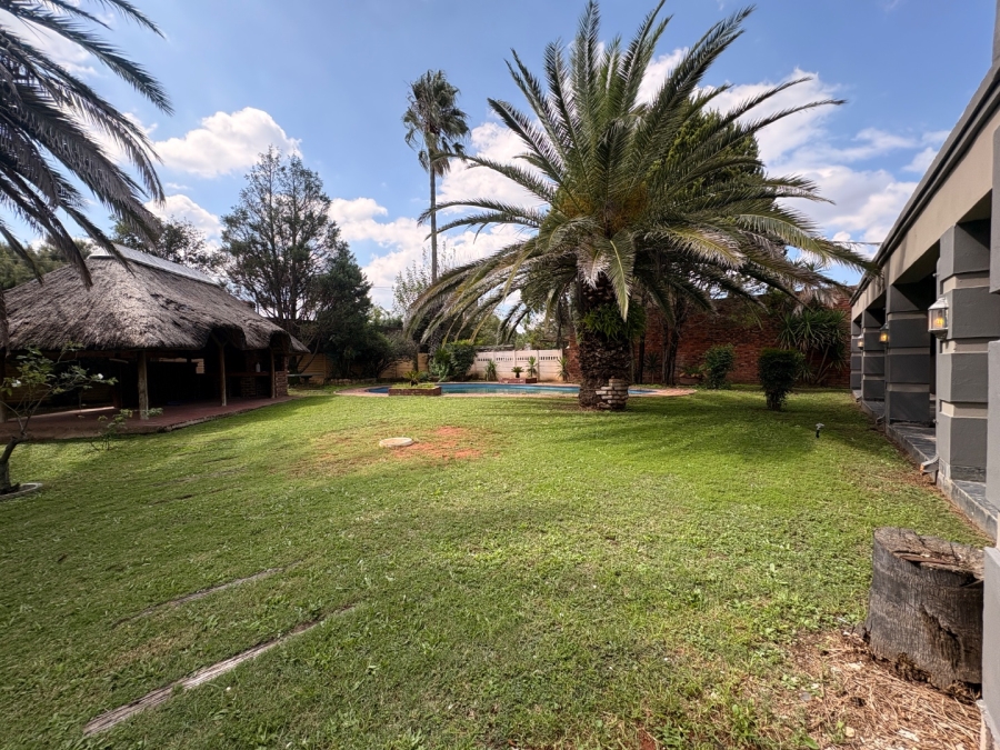 3 Bedroom Property for Sale in La Hoff North West